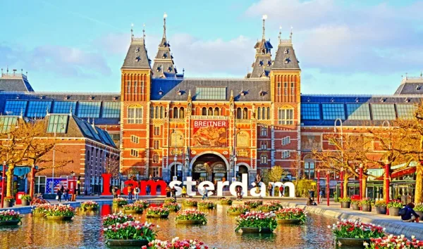 Amsterdam Ajda Pekkan Konser Turu THY ile / 3 Gece Otel Konaklamalı / İstanbul Çıkışlı - 2