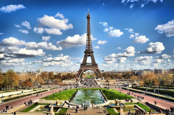 Ekspress Benelüks Paris Turu Pegasus Hava Yolları ile / 5 Gece Otel Konaklamalı / İstanbul Çıkışlı / 2027 - 4