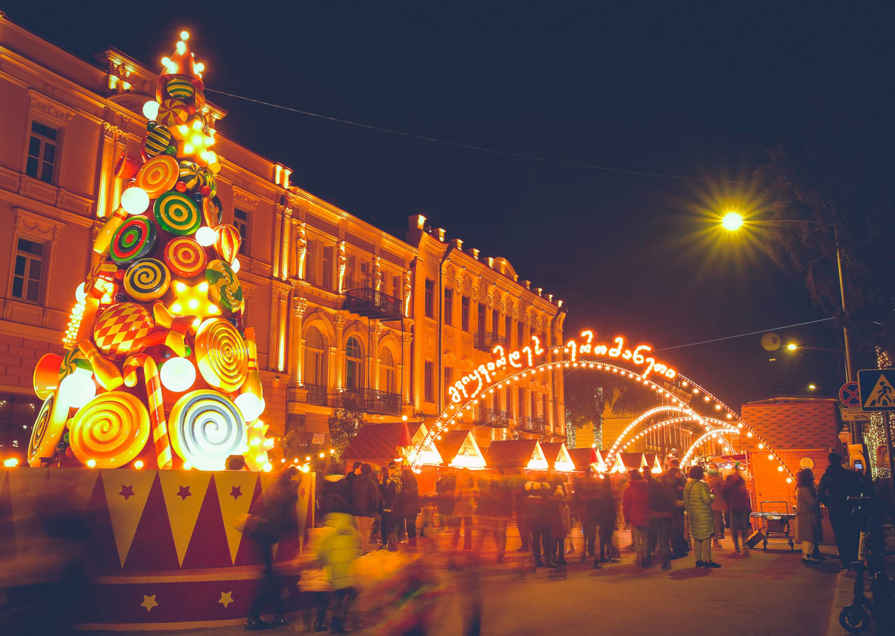 Uçaklı Batum Tiflis Noel Pazarları Turu / 3 Gece Otel Konaklamalı / İstanbul Çıkışlı